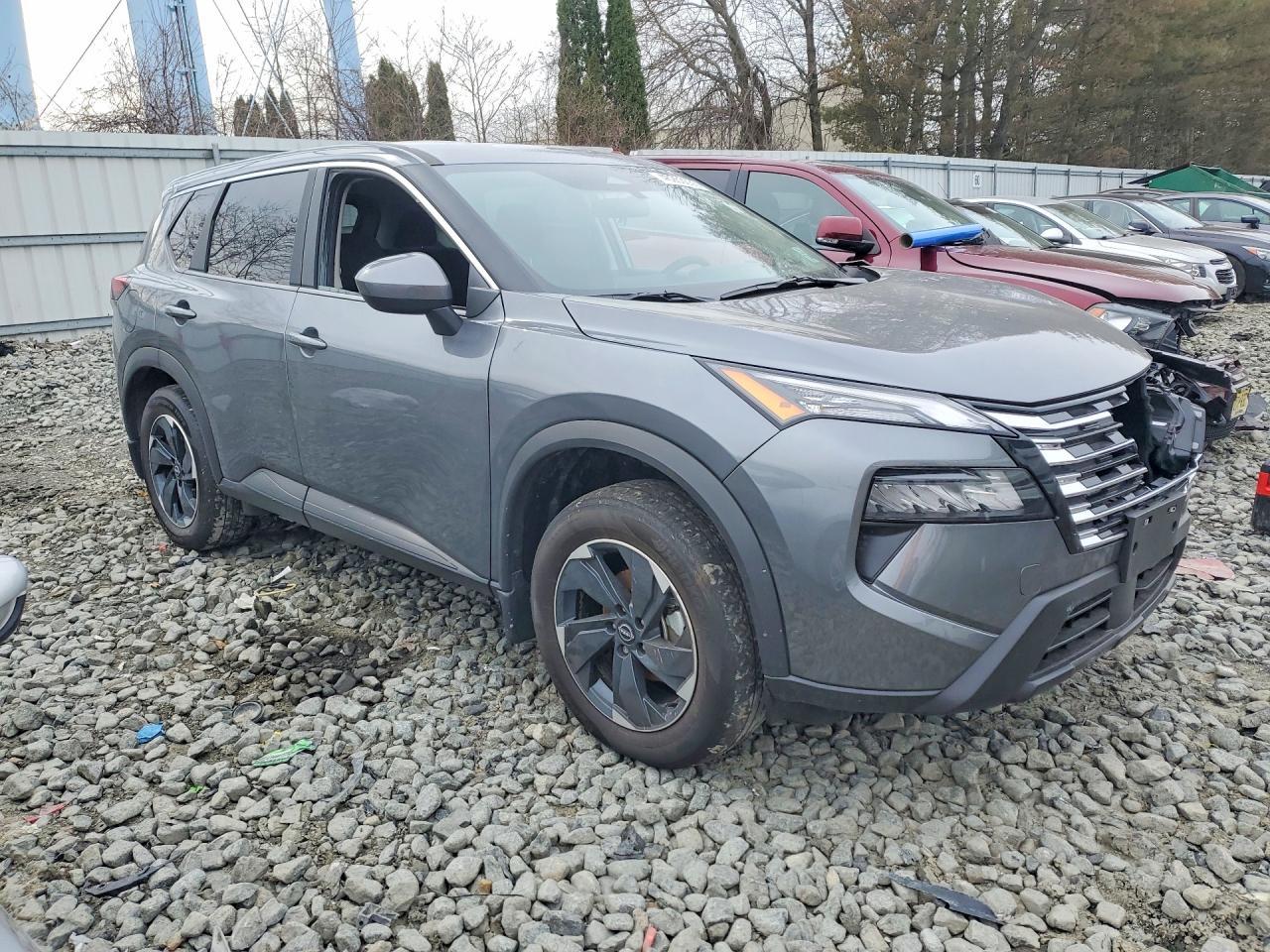 2025 Nissan Rogue Sv - zdjęcie 4