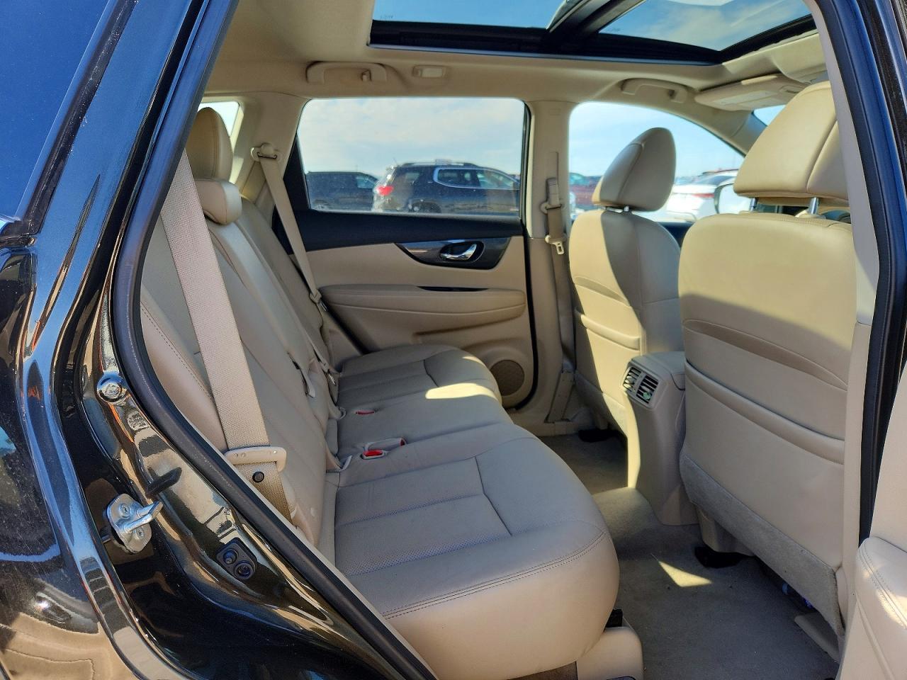 2014 Nissan Rogue S - zdjęcie 11