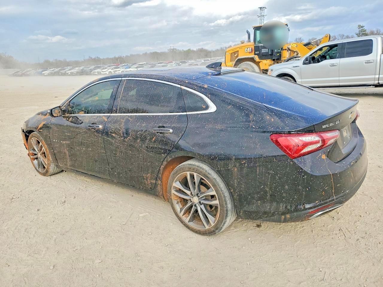 2020 Chevrolet Malibu Premier - zdjęcie 2