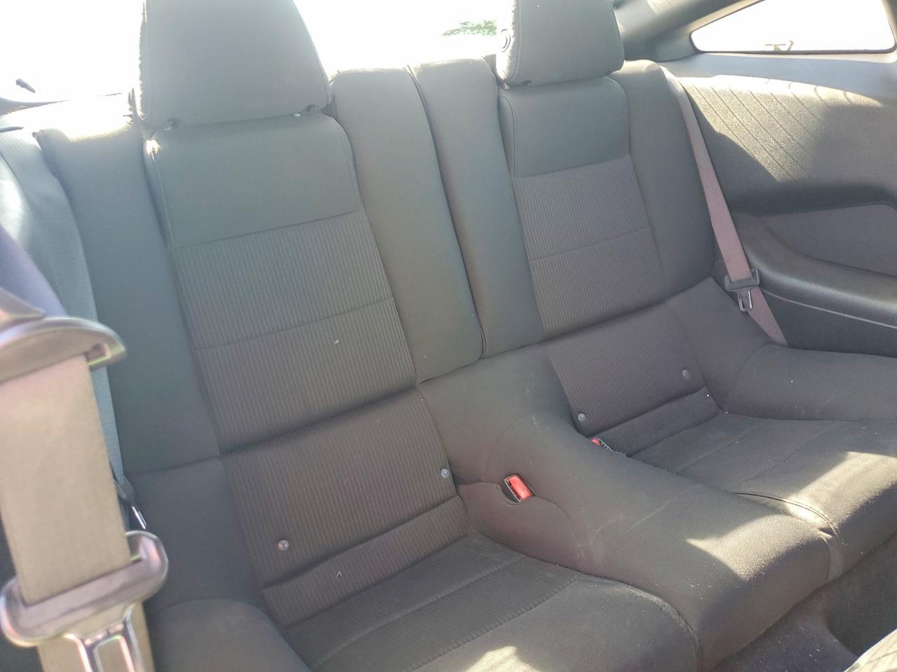 2013 Ford Mustang - zdjęcie 10