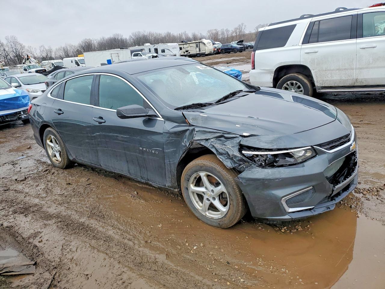 2017 Chevrolet Malibu Ls - zdjęcie 4