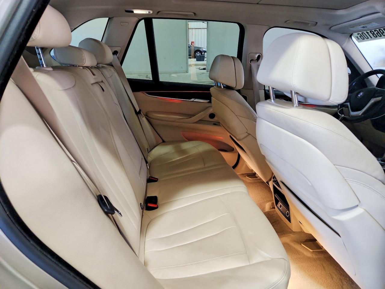 2015 BMW X5 xDrive35I - zdjęcie 11