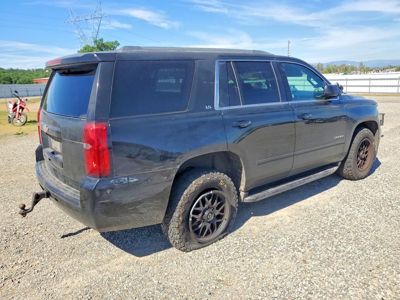 2015 Chevrolet Tahoe K1500 Ls - zdjęcie 3
