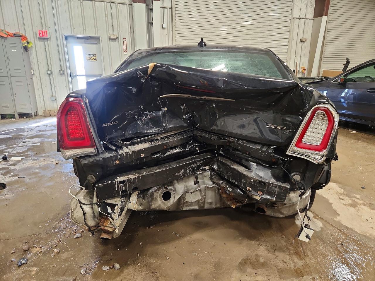 2016 Chrysler 300 S - zdjęcie 6