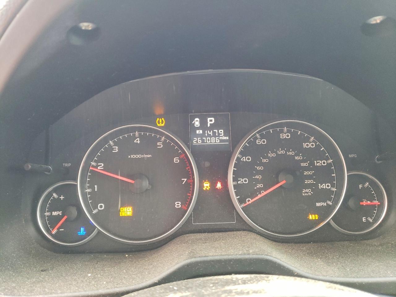 2014 Subaru Outback 2.5I Premium - zdjęcie 9