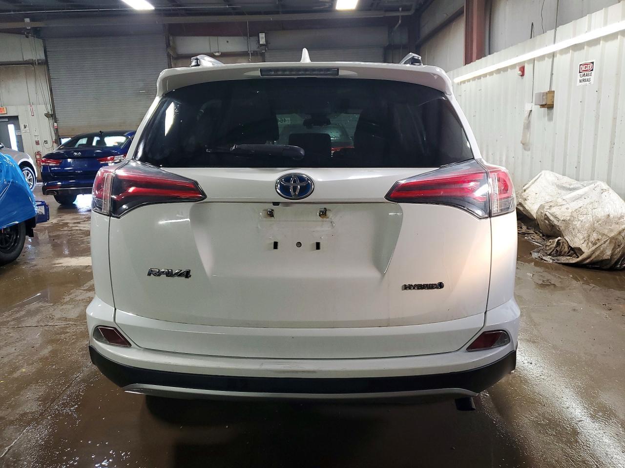 2018 Toyota Rav4 Hybrid Le - zdjęcie 6