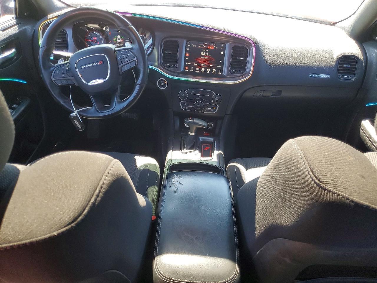 2016 Dodge Charger R - zdjęcie 8