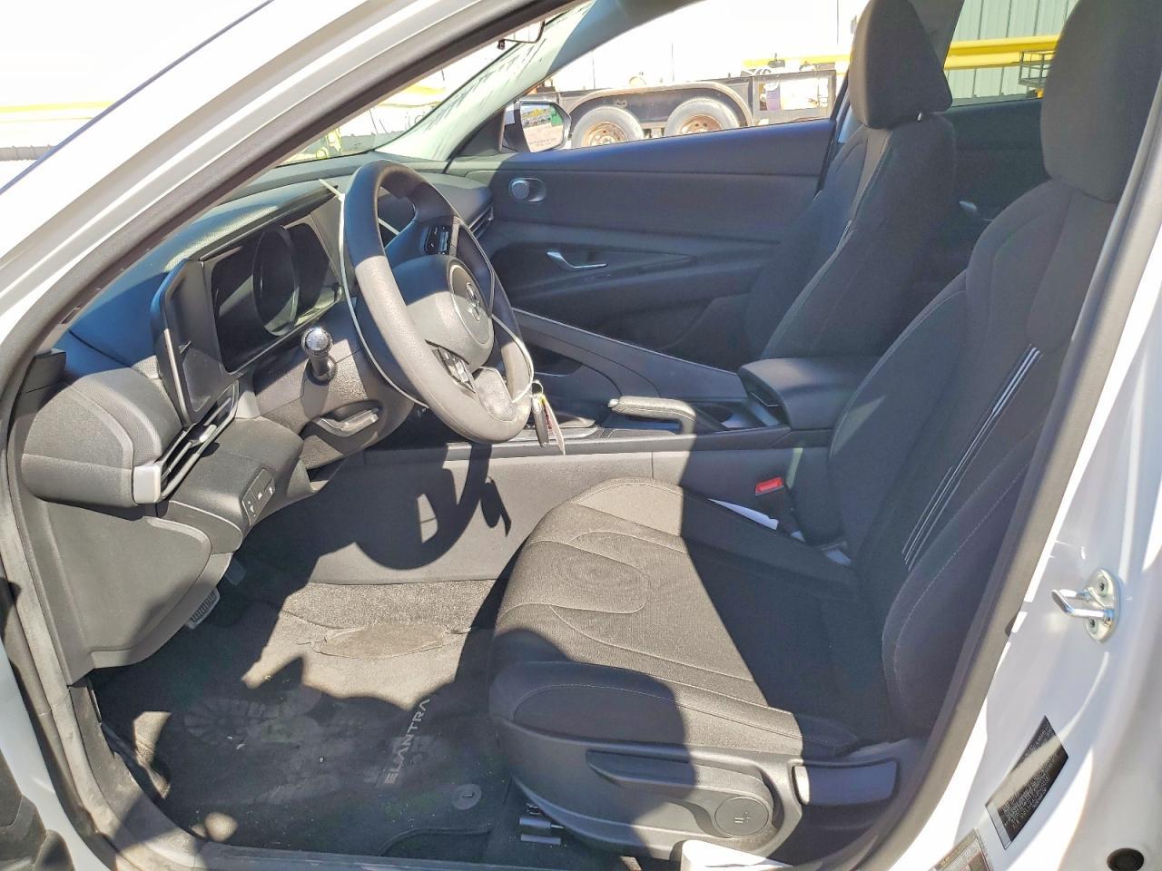 2023 Hyundai Elantra Sel - zdjęcie 7