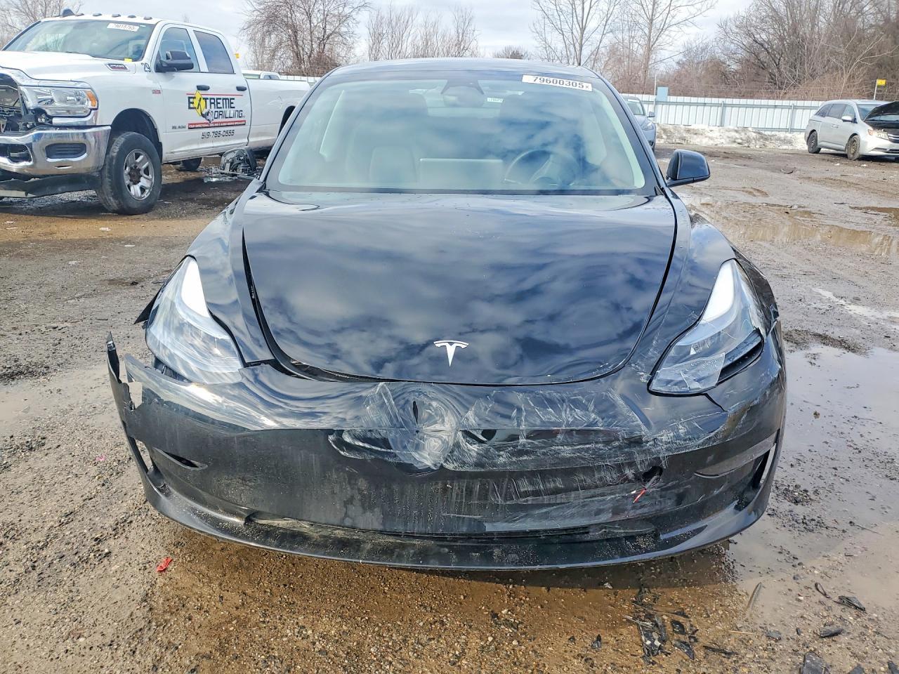 2023 Tesla Model 3 - zdjęcie 5