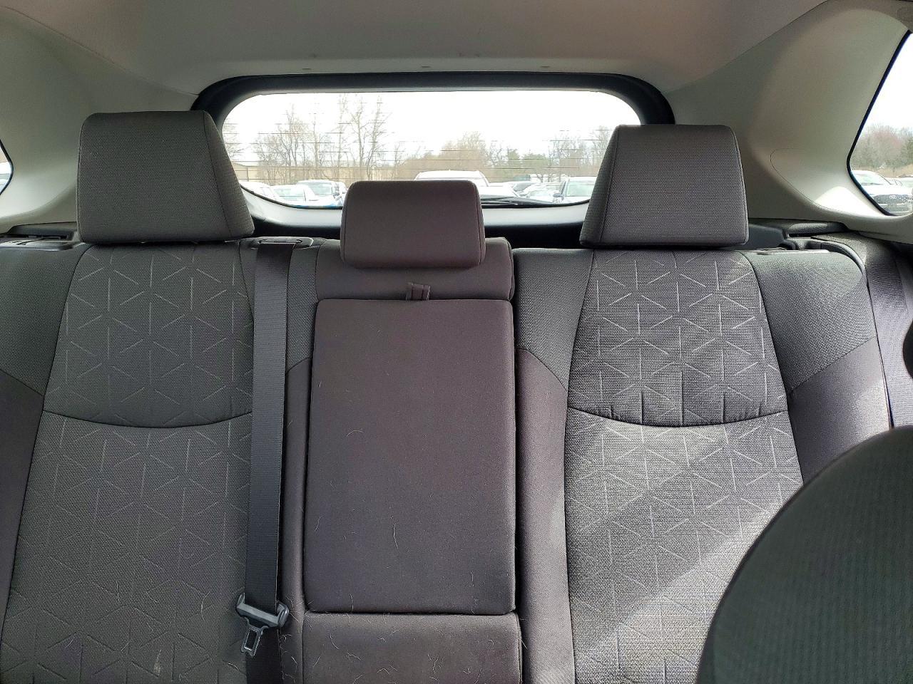 2022 Toyota Rav4 Xle - zdjęcie 10