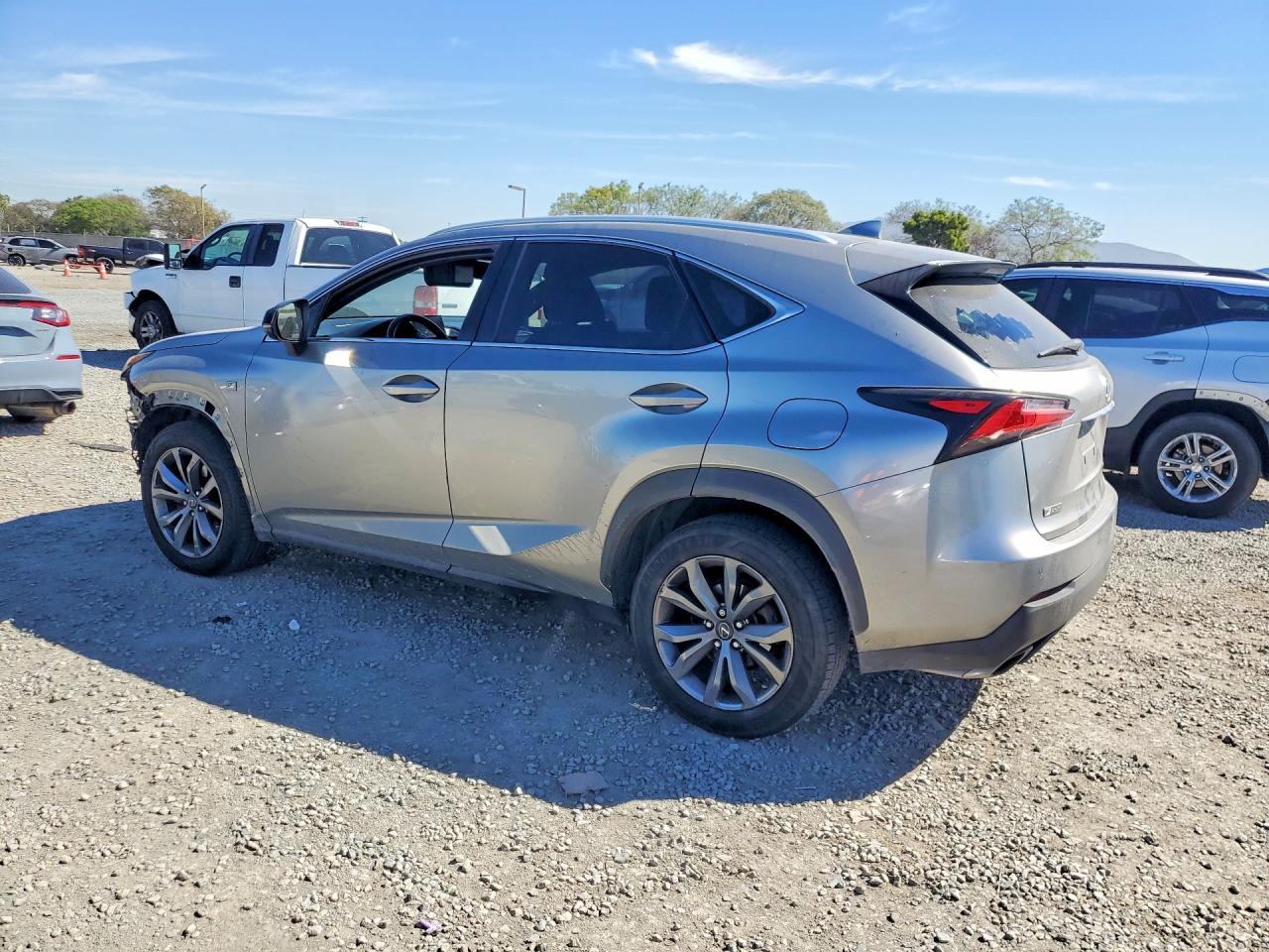 2015 Lexus Nx 200T F Sport - zdjęcie 2