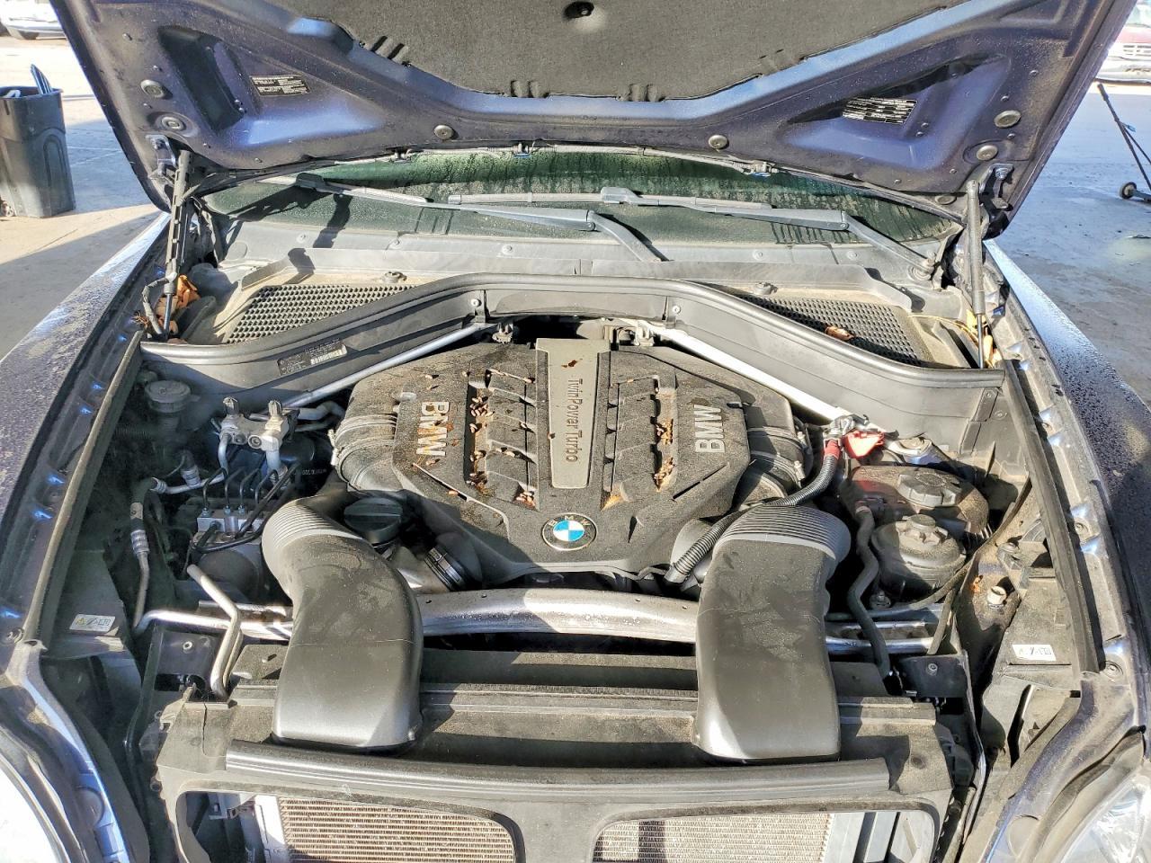 2013 BMW X5 xDrive50I - zdjęcie 11