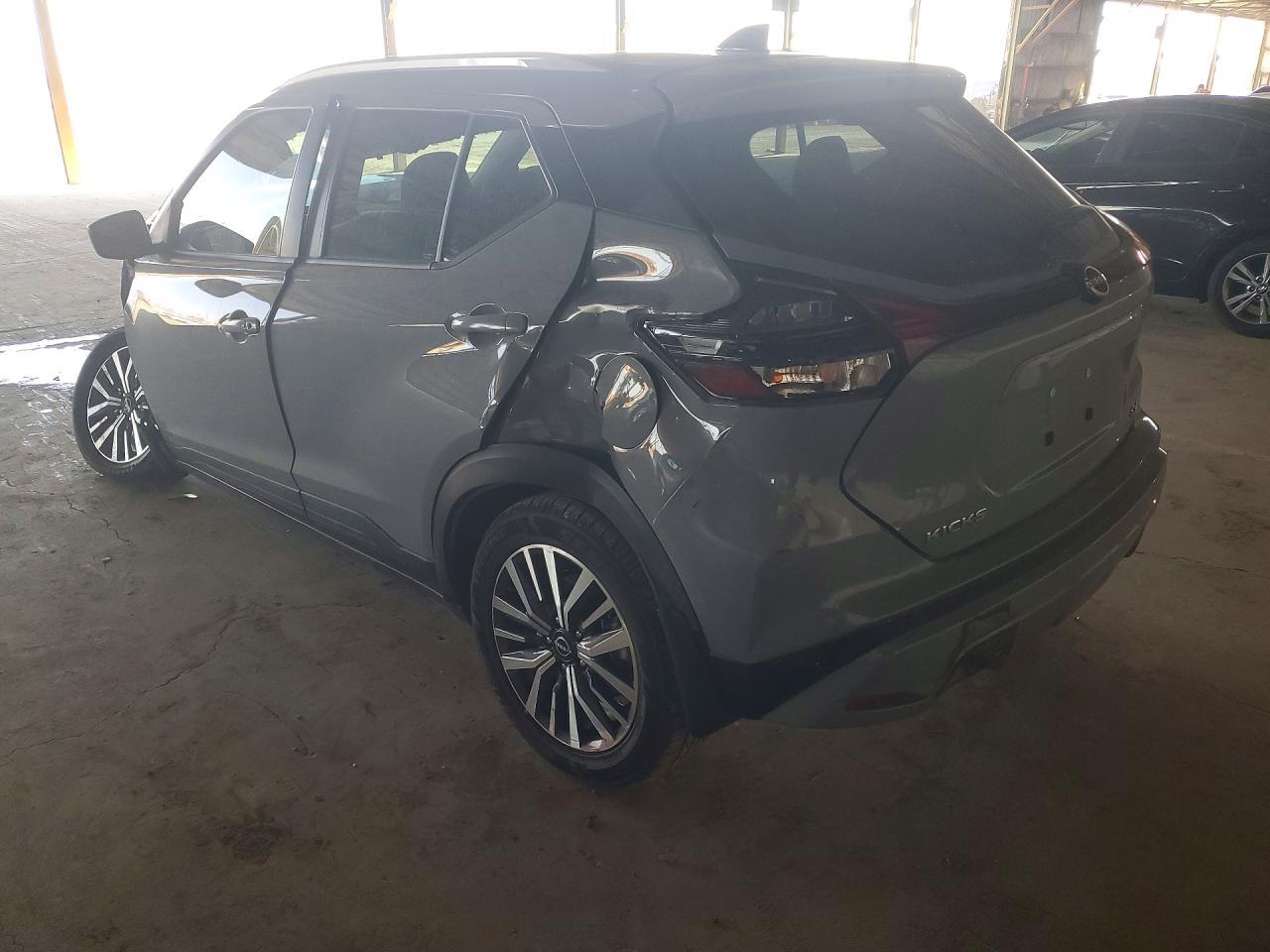 2022 Nissan Kicks Sv - zdjęcie 2