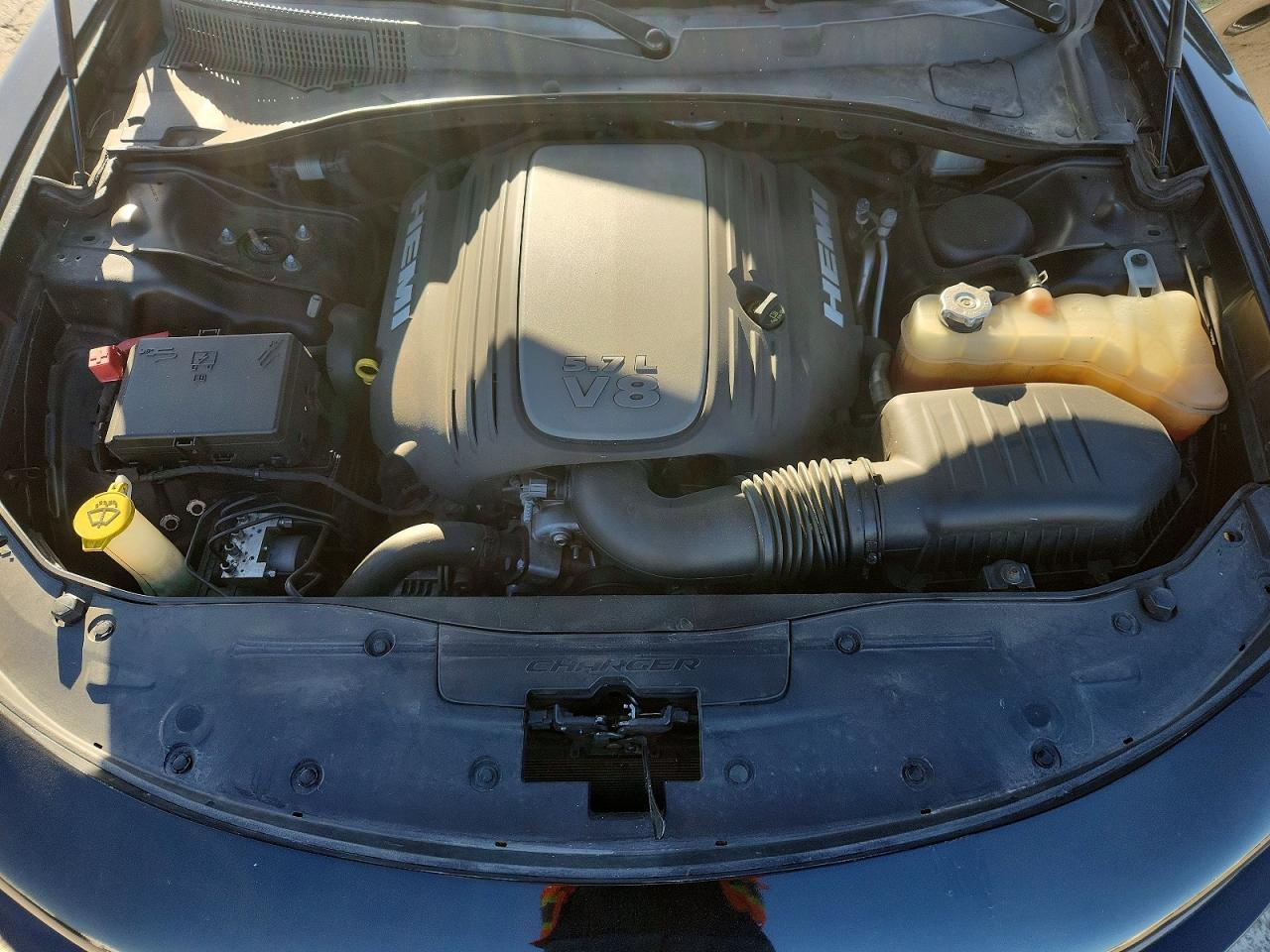 2019 Dodge Charger R - zdjęcie 12