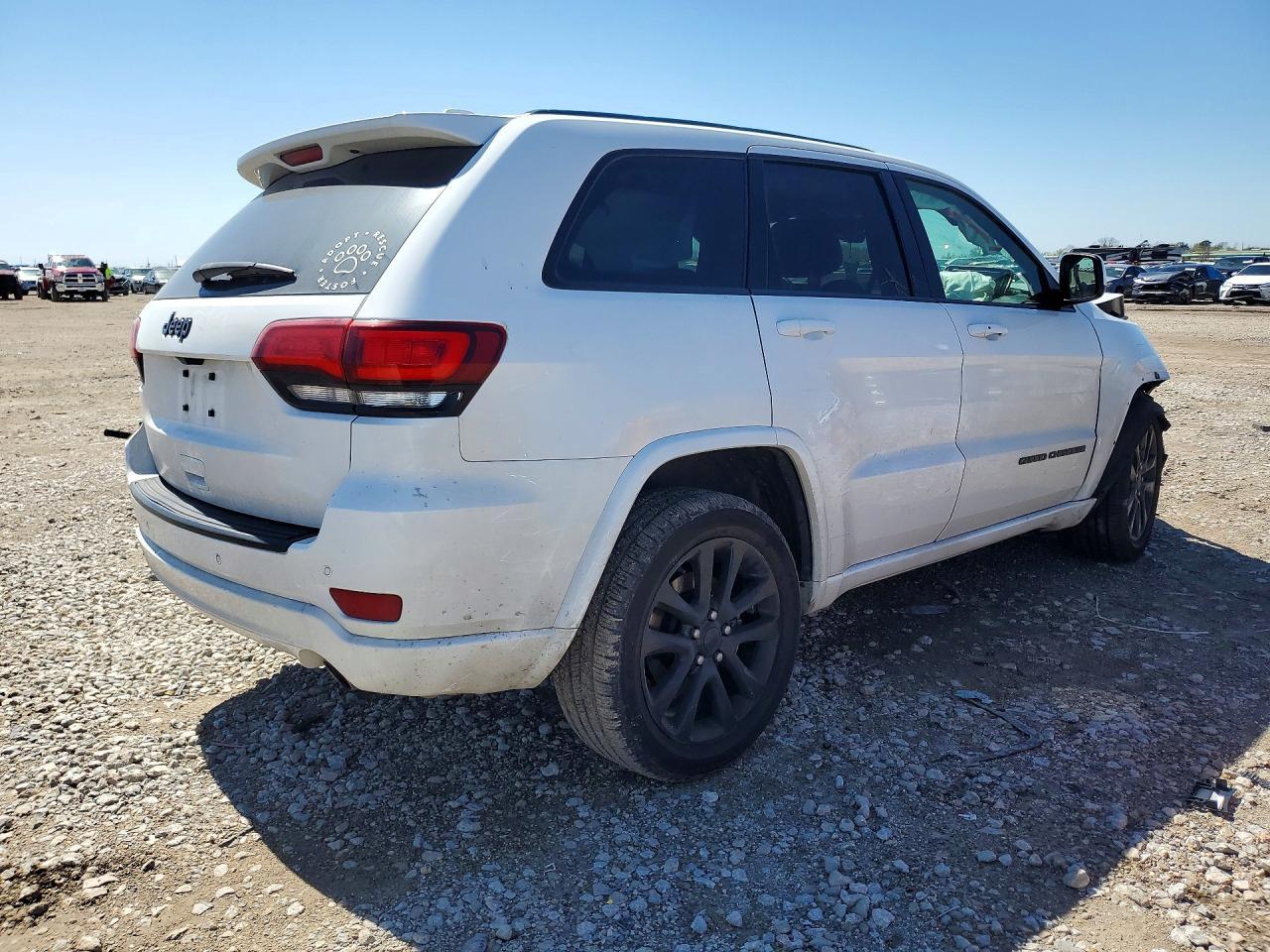 2021 Jeep Grand Cherokee Laredo - zdjęcie 3