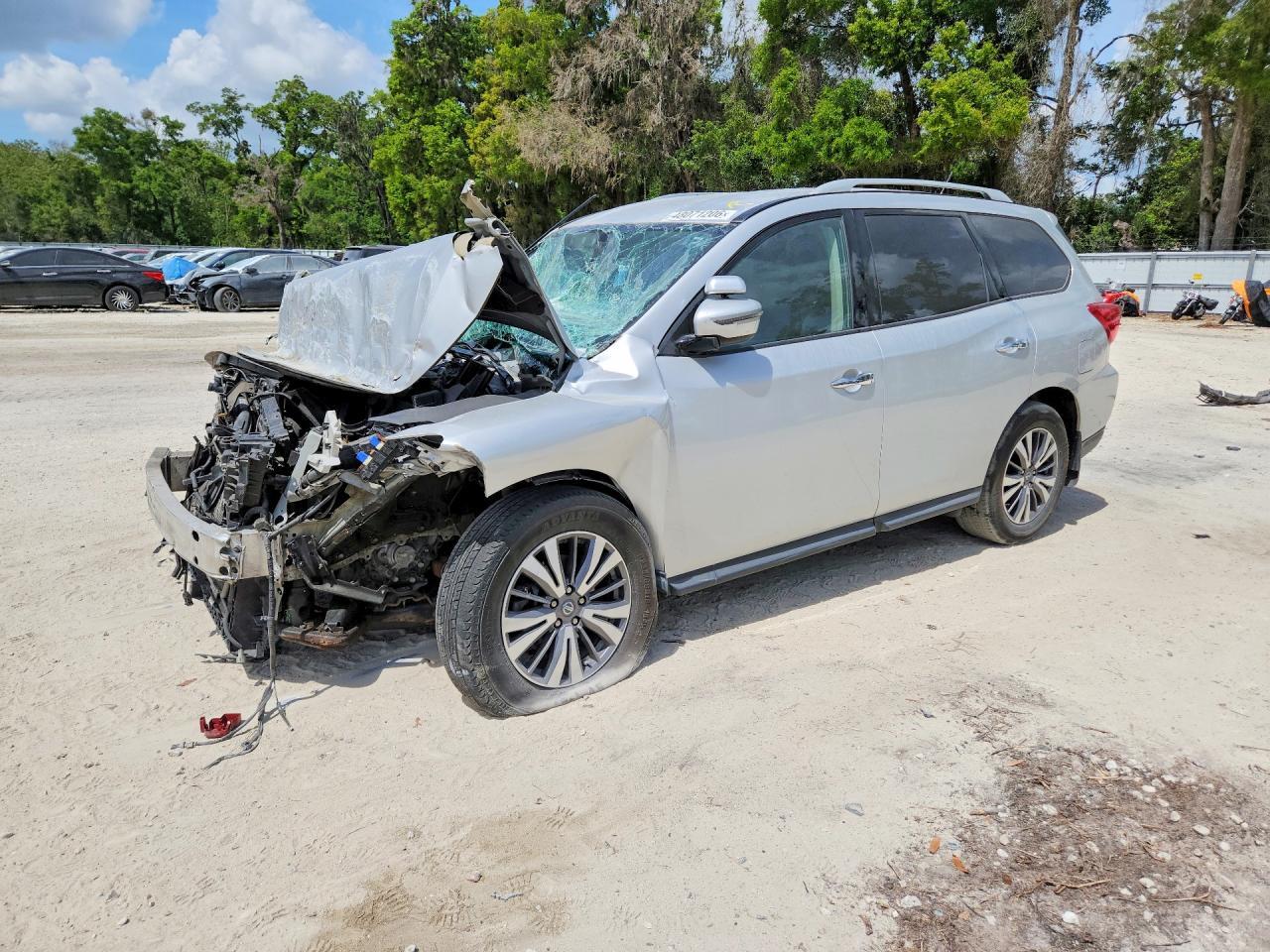 2018 Nissan Pathfinder S - zdjęcie główne