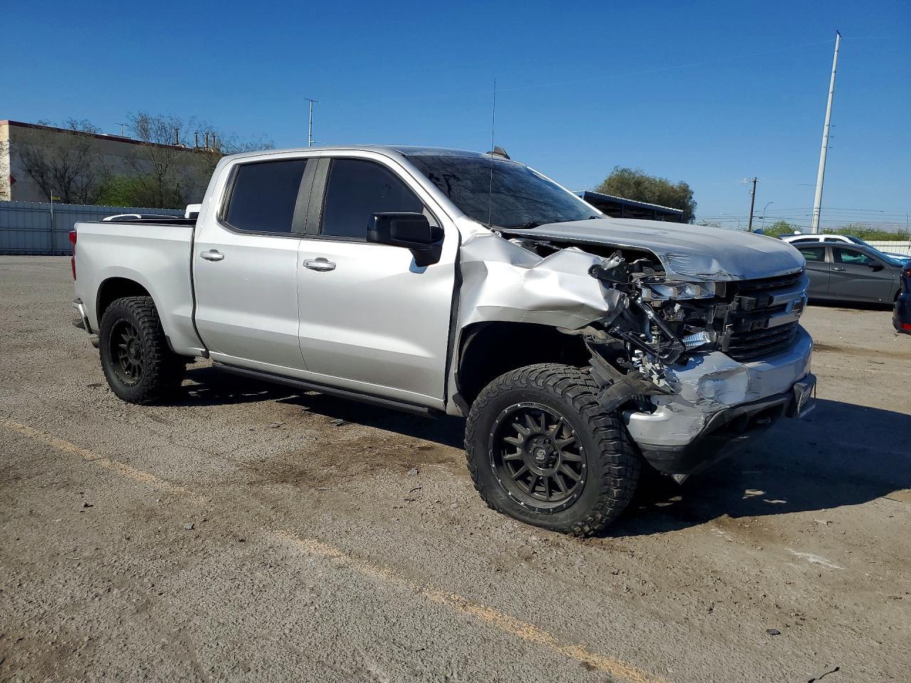 2020 Chevrolet Silverado C1500 Rst - zdjęcie 4