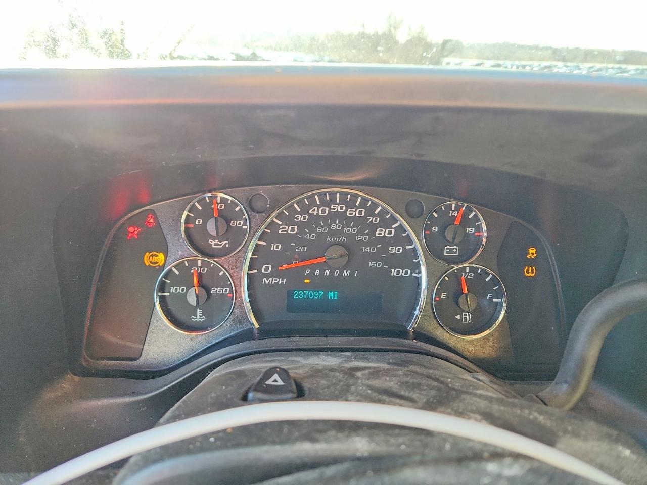 2017 Chevrolet Express G2500 - zdjęcie 9