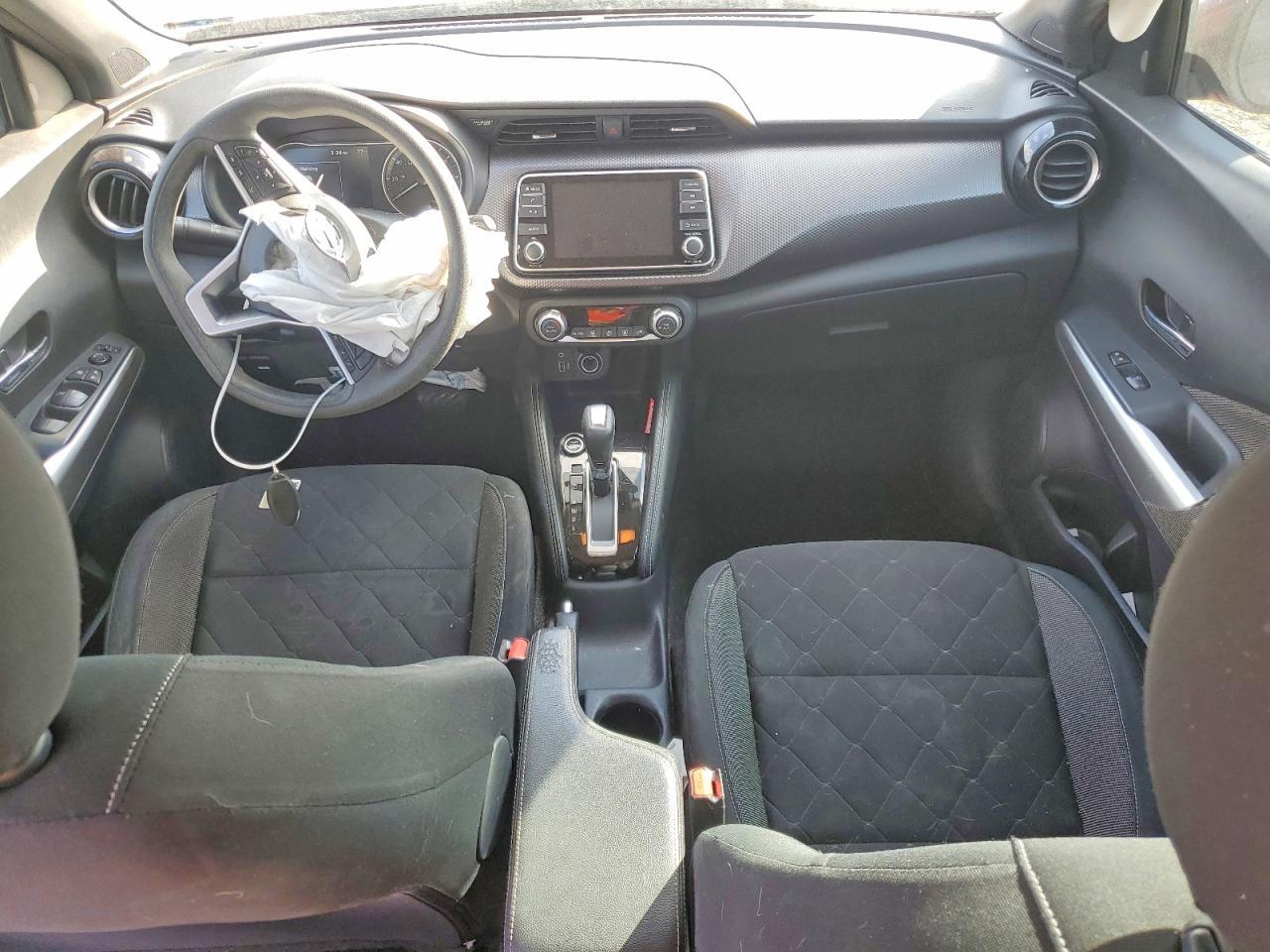 2020 Nissan Kicks Sv - zdjęcie 8