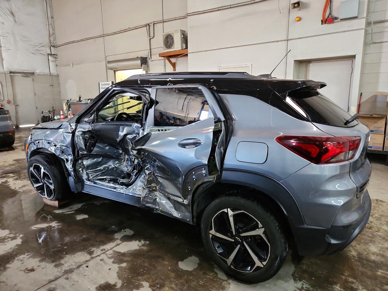 2021 Chevrolet Trailblazer Rs - zdjęcie 2