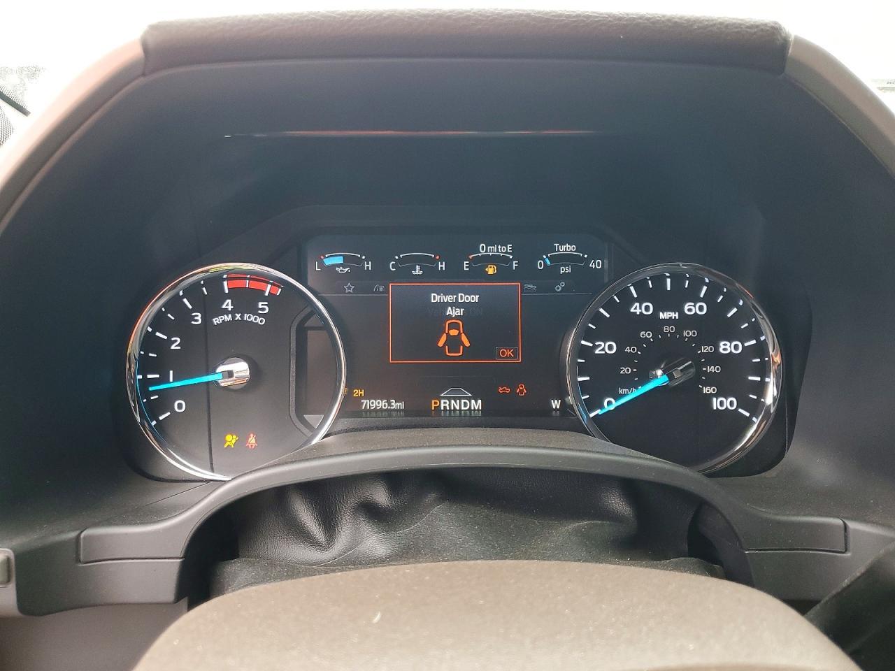 2022 Ford F250 Super Duty - zdjęcie 9