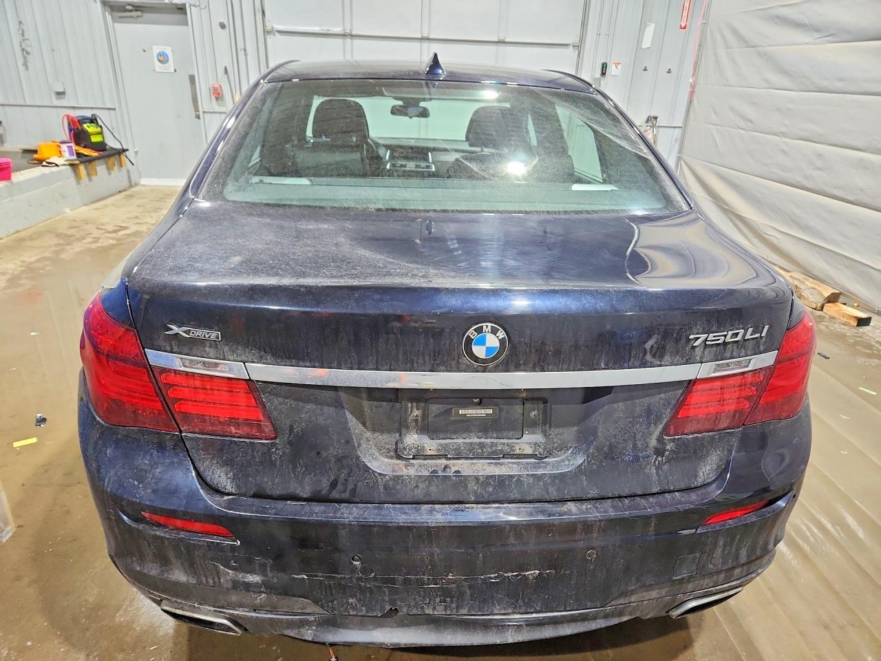 2015 BMW 750 Lxi - zdjęcie 6