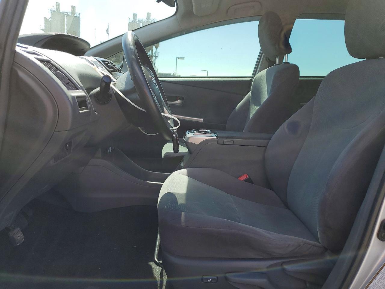 2013 Toyota Prius V Three - zdjęcie 7