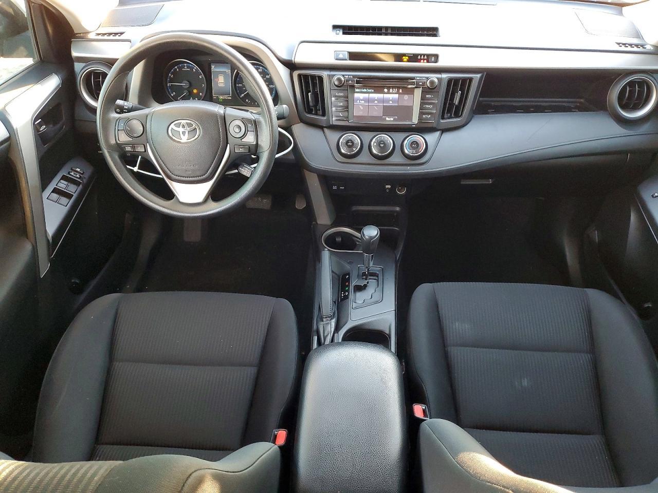2017 Toyota Rav4 Le - zdjęcie 8