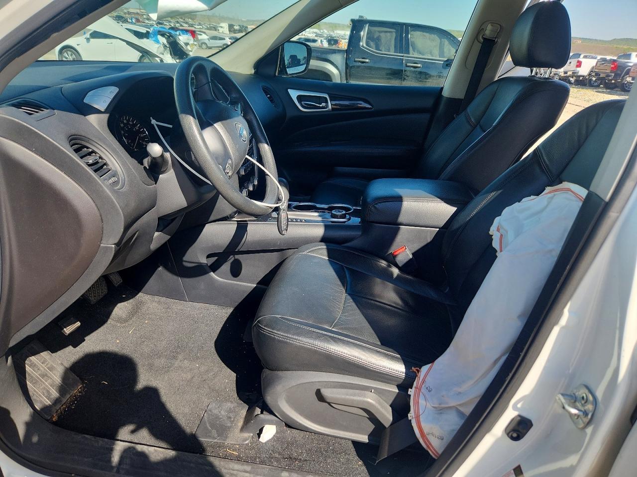 2017 Nissan Pathfinder S - zdjęcie 7