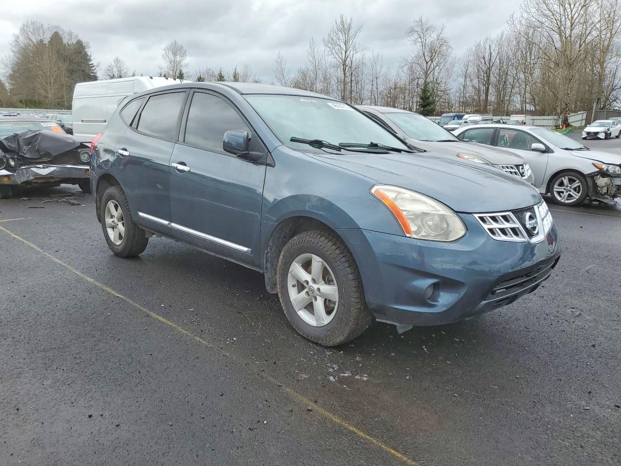 2013 Nissan Rogue S - zdjęcie 4