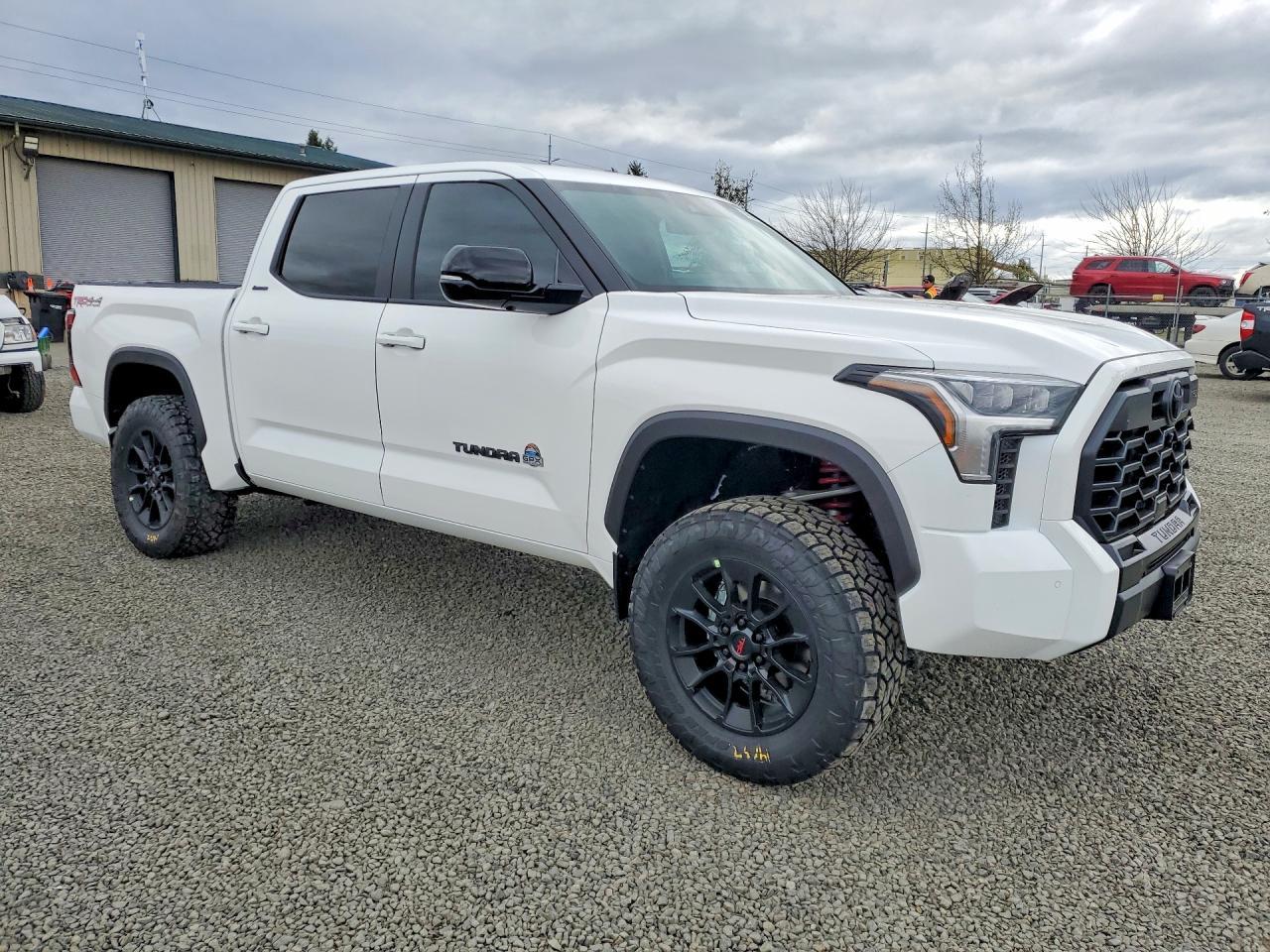 2026 Toyota Tundra Limited - zdjęcie 4