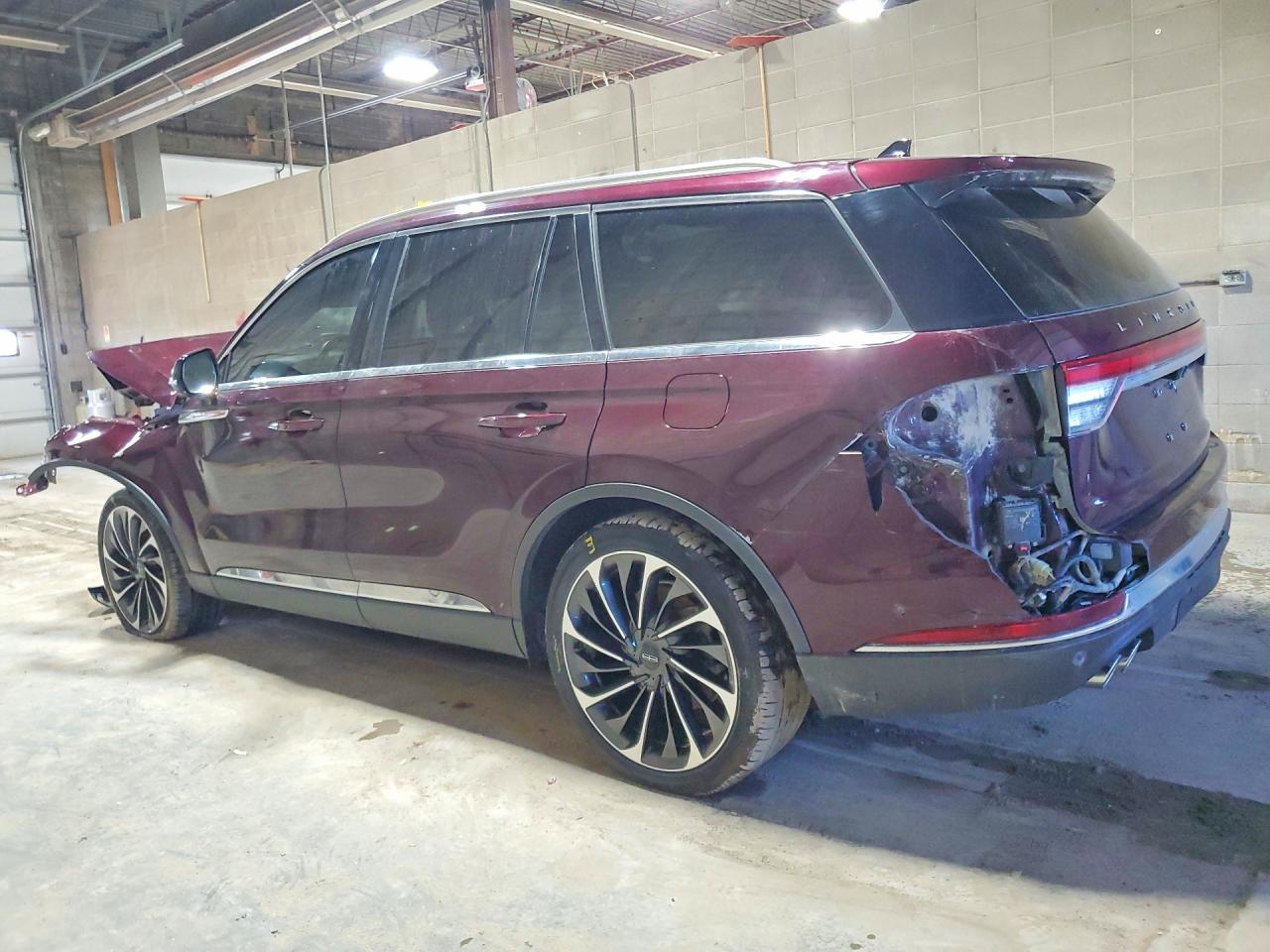 2022 Lincoln Aviator Reserve - zdjęcie 2