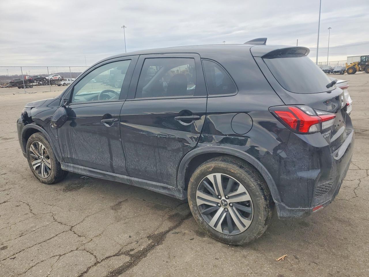 2024 Mitsubishi Outlander Sport S - zdjęcie 2