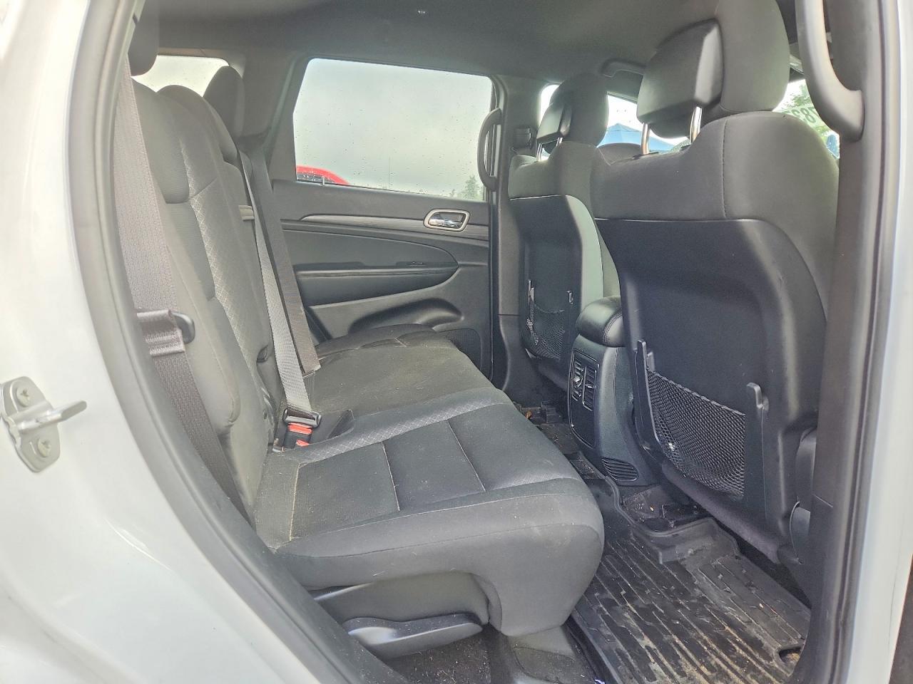 2020 Jeep Grand Cherokee Laredo - zdjęcie 11