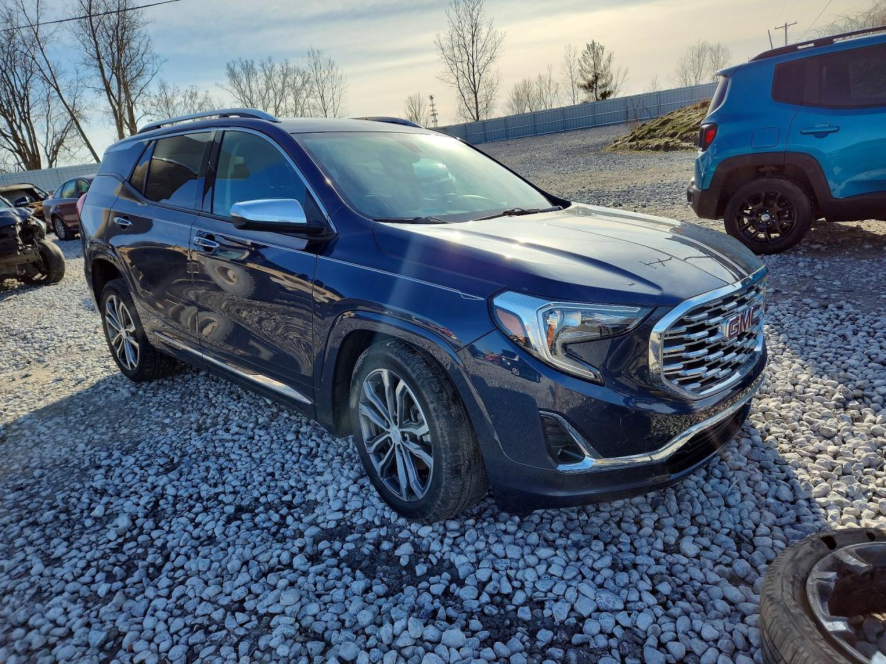 2019 GMC Terrain Denali - zdjęcie 4