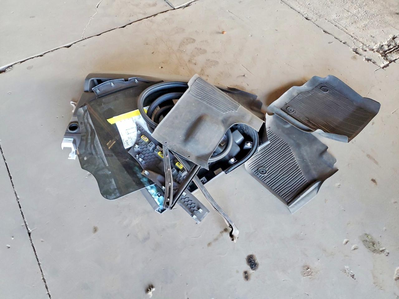 2020 Ford Expedition Limited - zdjęcie 13