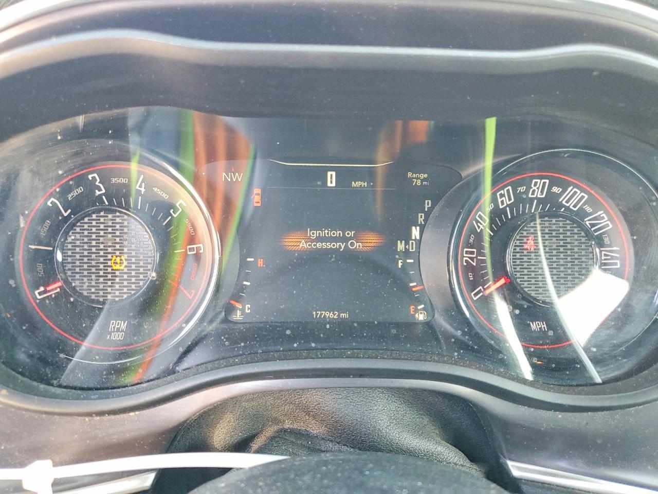 2016 Dodge Challenger Sxt - zdjęcie 9