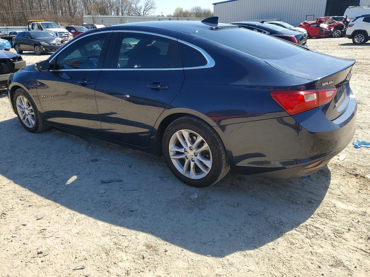 2016 Chevrolet Malibu Lt - zdjęcie 2