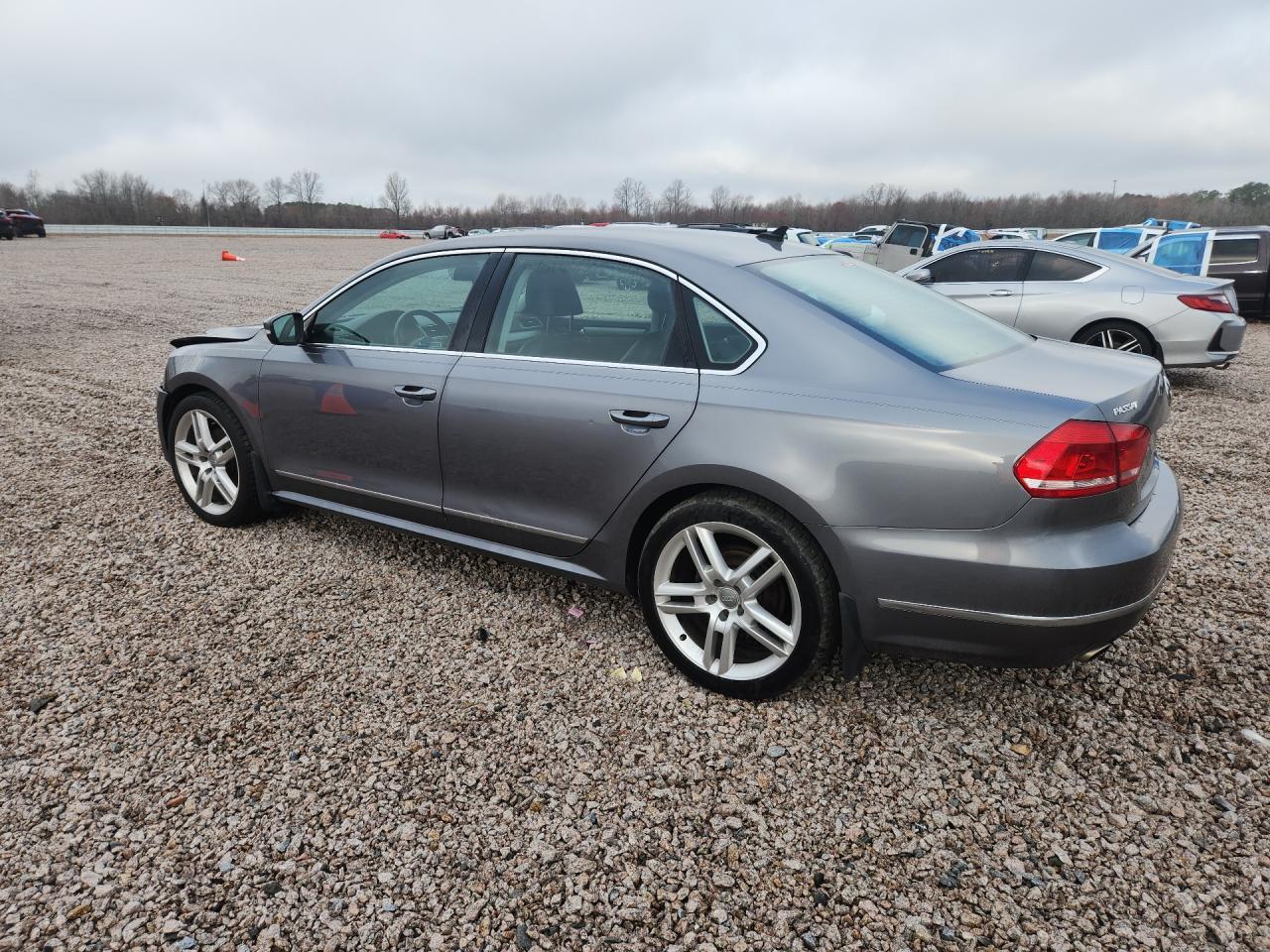 2015 Volkswagen Passat Se - zdjęcie 2