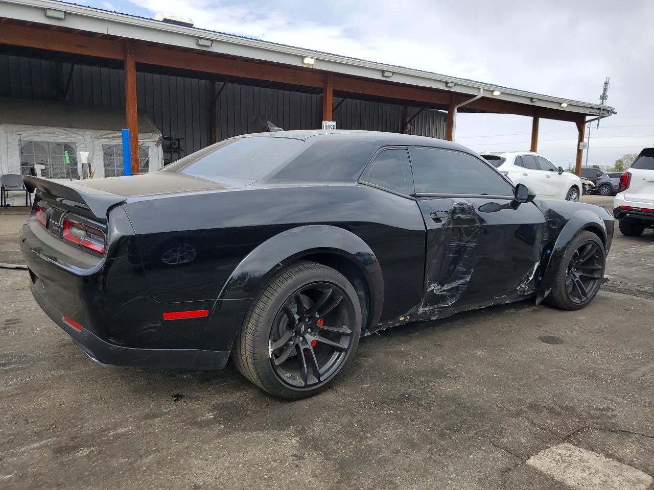 2021 Dodge Challenger R - zdjęcie 3