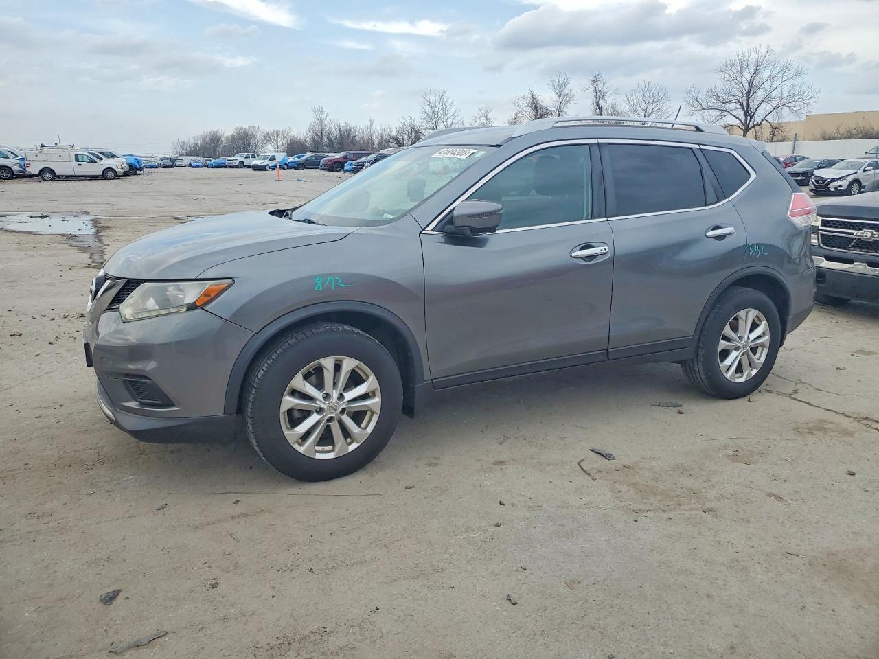 2016 Nissan Rogue Sv - zdjęcie główne