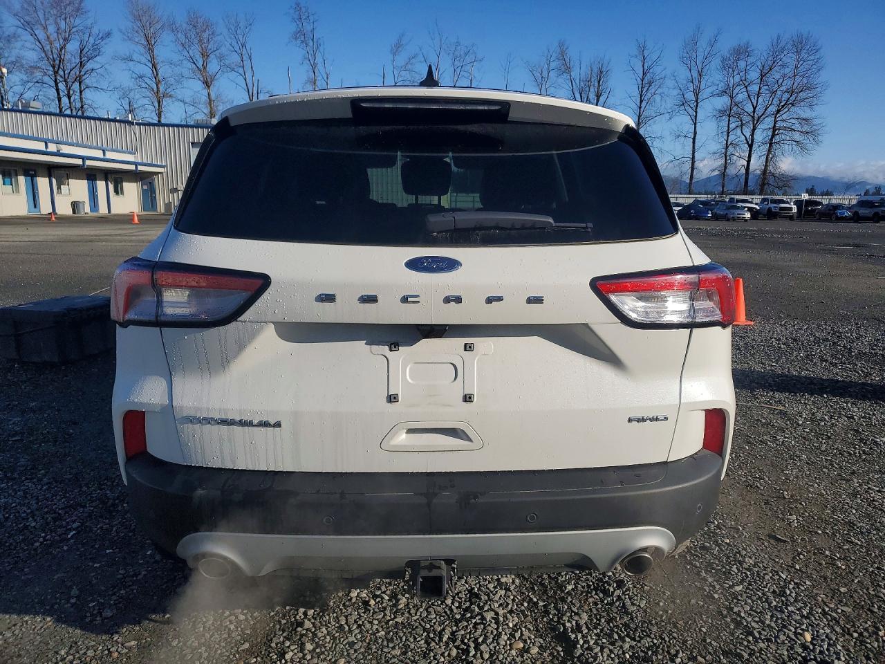 2022 Ford Escape Titanium - zdjęcie 6