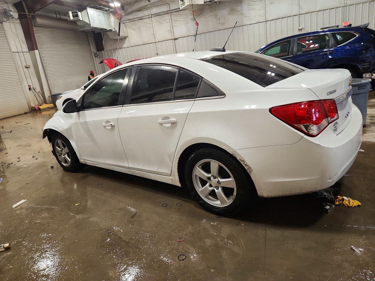 2016 Chevrolet Cruze Limited Lt - zdjęcie 2