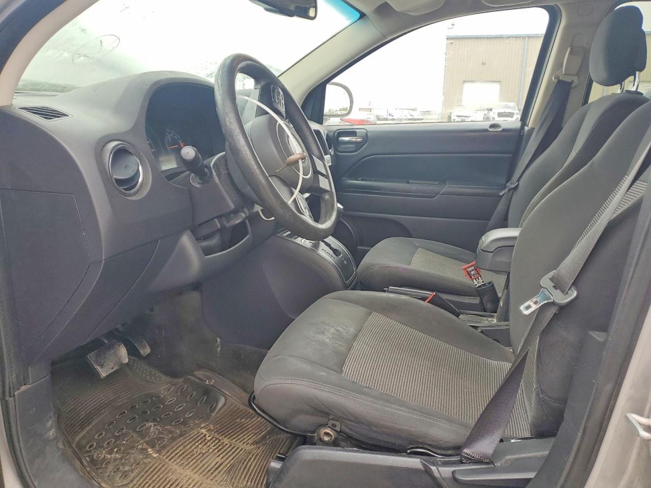 2016 Jeep Compass Sport - zdjęcie 7