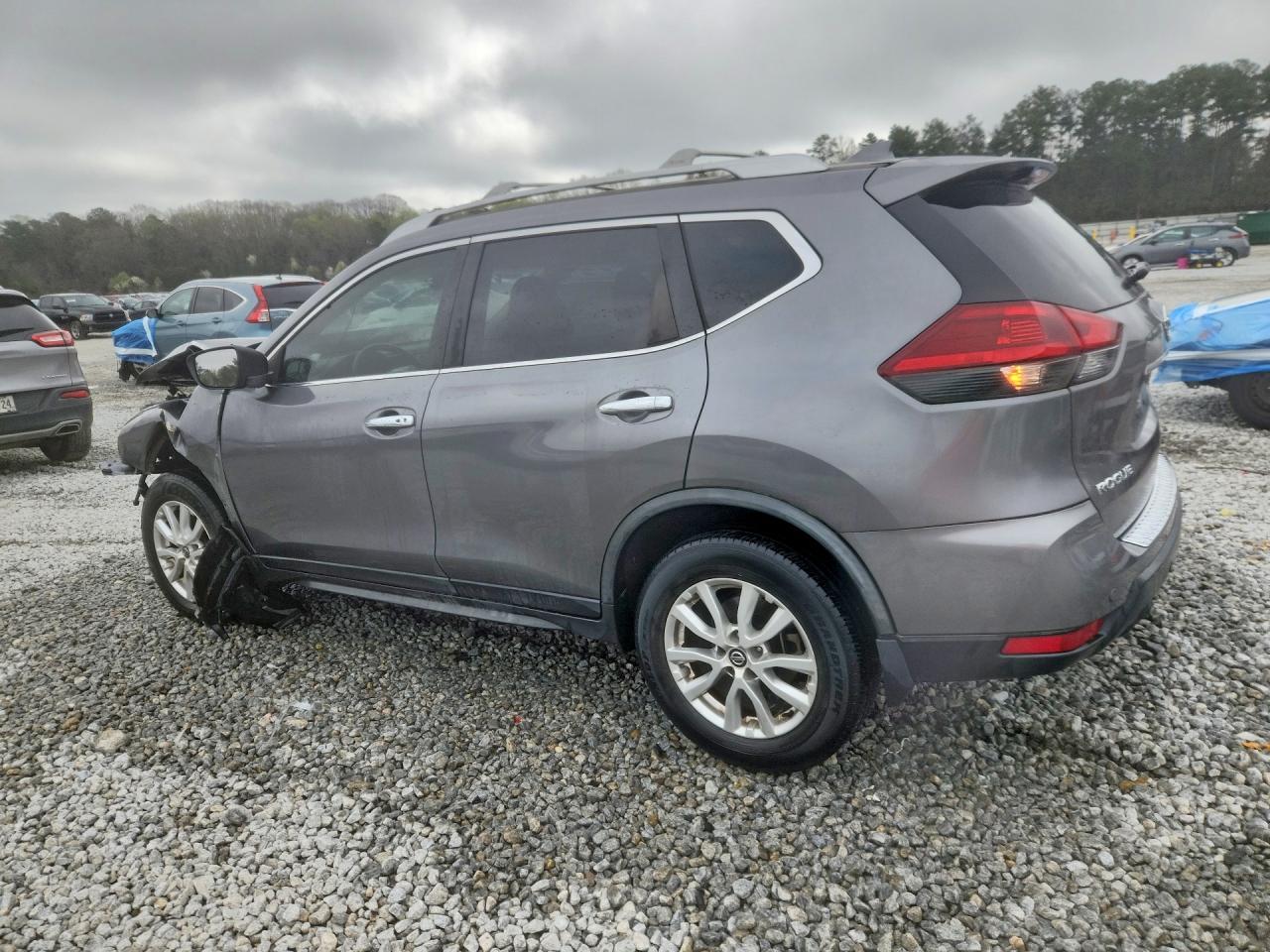 2019 Nissan Rogue Sv - zdjęcie 2