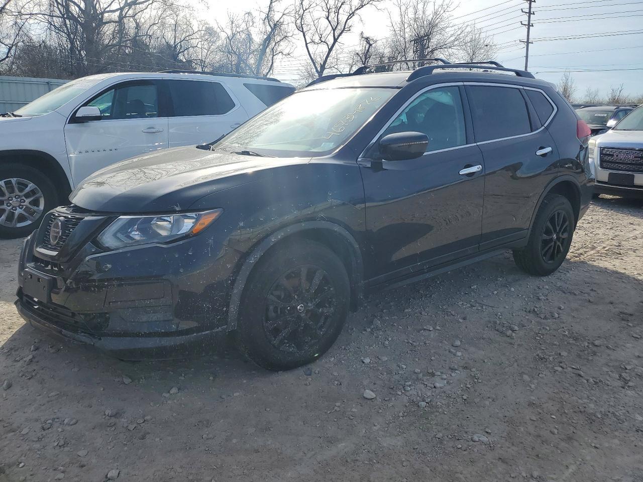 2018 Nissan Rogue Sv - zdjęcie główne