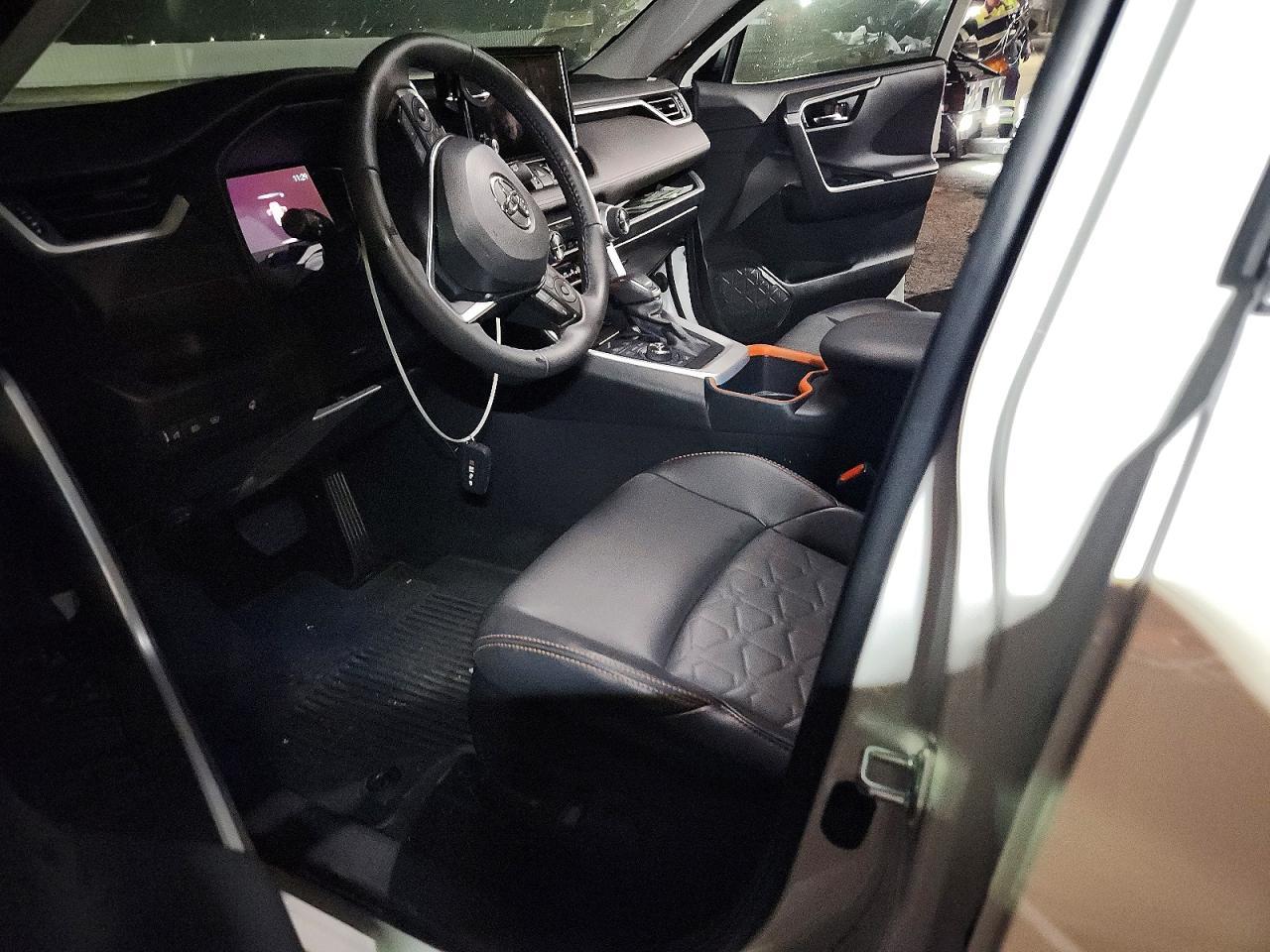 2024 Toyota Rav4 Adventure - zdjęcie 7