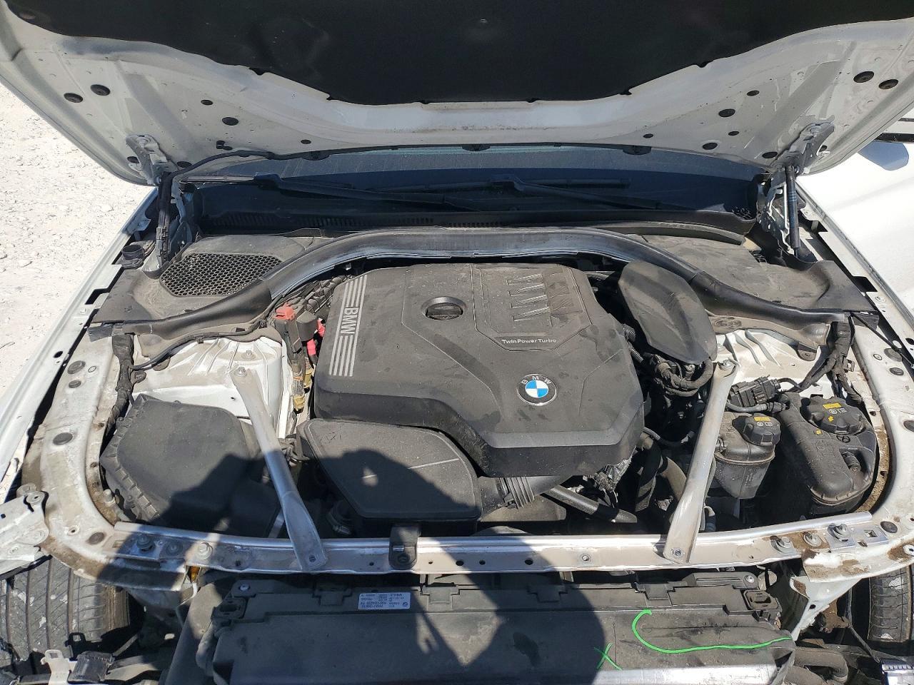 2020 BMW 530 I - zdjęcie 11