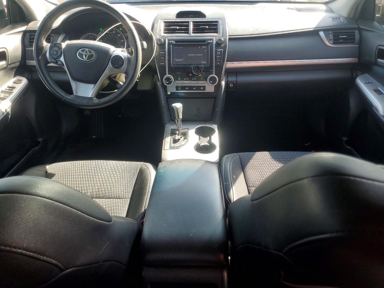 2014 Toyota Camry Se - zdjęcie 8