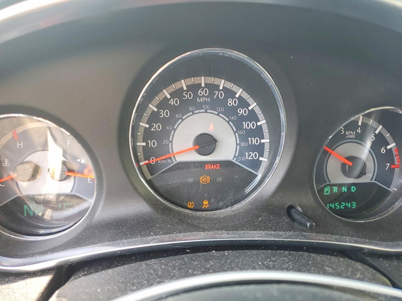 2013 Chrysler 200 Touring - zdjęcie 9